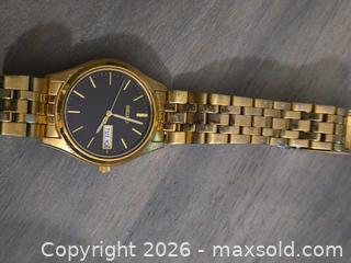 MaxSold Auction: Lots of Metal Watches and A Pocket Watch Seiko, Citizen, Gruen  - Los Angeles (California, USA) PARTNER MANAGED Moving Online Auction - W 36th Street (CONDO)