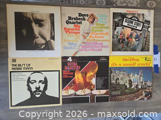 MaxSold Auction: Lots of Vintage Vinyl Records and Singles - Los Angeles (California, USA) PARTNER MANAGED Moving Online Auction - W 36th Street (CONDO)