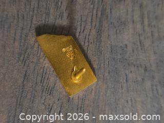 MaxSold Auction: Mixed Loose 10K Yellow Gold SCRAP Jewelry Lot - Rings, Chains, Pendants  - Los Angeles (California, USA) PARTNER MANAGED Moving Online Auction - W 36th Street (CONDO)