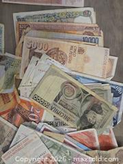 MaxSold Auction: Mixed Vintage International Banknotes (Obsolete Pre-Euro Notes) - Los Angeles (California, USA) PARTNER MANAGED Moving Online Auction - W 36th Street (CONDO)