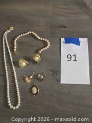 MaxSold Auction: Pearl and Shell Cameo Jewelry, 14K Marked - Los Angeles (California, USA) PARTNER MANAGED Moving Online Auction - W 36th Street (CONDO)