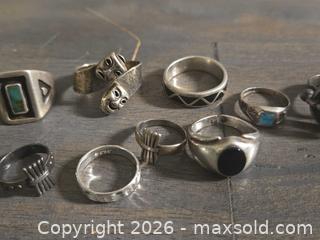 MaxSold Auction: Sterling Silver Turquoise, Onyx & Red Stone Rings (10) - Los Angeles (California, USA) PARTNER MANAGED Moving Online Auction - W 36th Street (CONDO)