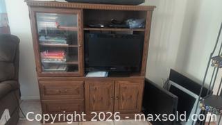 MaxSold Auction: Entertainment center - Apache Junction (Arizona, USA) SELLER MANAGED Estate Sale Online Auction - South Pino Circle