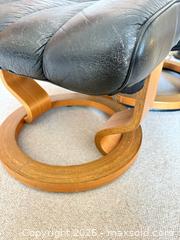 MaxSold Auction: Black Genuine Leather Swivel Recliner with Ottoman B - Ottawa (Ontario, Canada) PARTNER MANAGED Downsizing Online Auction - Dorothea Drive