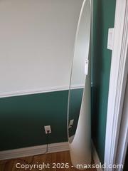 MaxSold Auction: Full-Length White Modern Free-Standing/Leaning Mirror B - Ottawa (Ontario, Canada) PARTNER MANAGED Downsizing Online Auction - Dorothea Drive