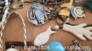 MaxSold Auction: Mixed Costume Jewelry Lot - Necklaces, Bracelets, Charms A - Ottawa (Ontario, Canada) PARTNER MANAGED Downsizing Online Auction - Dorothea Drive