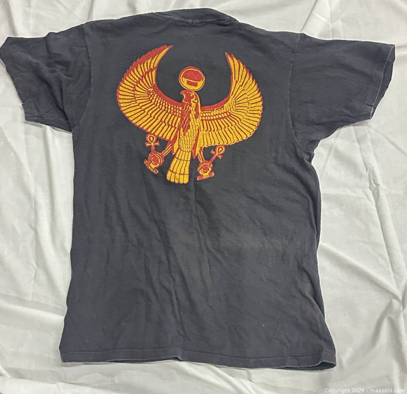 Vintage Earth Wind & Fire 81-82 World Tour T-Shirt | Maxsold