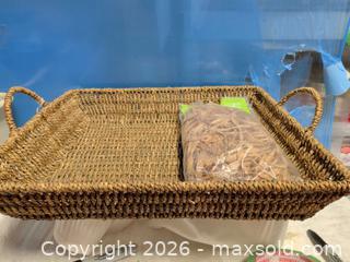 MaxSold Auction: Basket and Raffia Grass  - Calgary (Alberta, Canada) SELLER MANAGED Estate Sale Online Auction - 59 Avenue South East        