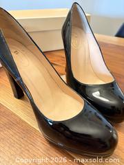 MaxSold Auction: Browns Couture Black Patent Leather Pumps, Size 8.5 - Toronto (Ontario, Canada) SELLER MANAGED Downsizing Online Auction - Davenport Road (CONDO)