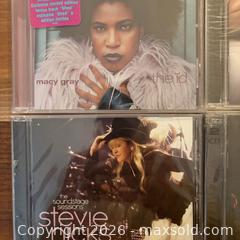 MaxSold Auction: Vintage Lot of 6 Pop & R&B/Soul Audio CDs in Jewel Cases. Queen Latifa, Macy Gray, etc - Toronto (Ontario, Canada) SELLER MANAGED Downsizing Online Auction - Davenport Road (CONDO)