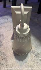 MaxSold Auction: Indoor wall lights  - Hamilton (Ontario, Canada) SELLER MANAGED Downsizing Online Auction - Bobalink Road.