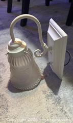 MaxSold Auction: Indoor wall lights  - Hamilton (Ontario, Canada) SELLER MANAGED Downsizing Online Auction - Bobalink Road.