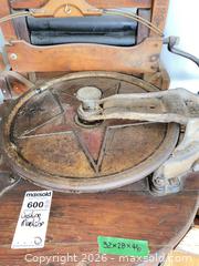 MaxSold Auction: Antique Red Star Hand Crank Washing Machine D - Oro-Medonte (Ontario, Canada) Downsizing Online Auction - Ridge Road East