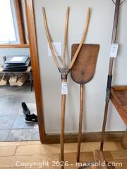 MaxSold Auction: Antique Wooden Pitchfork & Shovel with Metal Ferrules A - Oro-Medonte (Ontario, Canada) Downsizing Online Auction - Ridge Road East