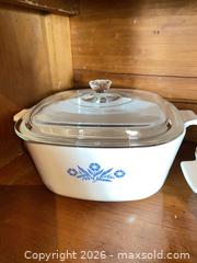 MaxSold Auction: CorningWare Cornflower Blue & White Casserole and Serving Dishes B - Oro-Medonte (Ontario, Canada) Downsizing Online Auction - Ridge Road East