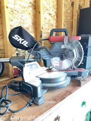 MaxSold Auction: SKIL 10 in Compound Miter Saw, Rope, Milk Crate C - Oro-Medonte (Ontario, Canada) Downsizing Online Auction - Ridge Road East