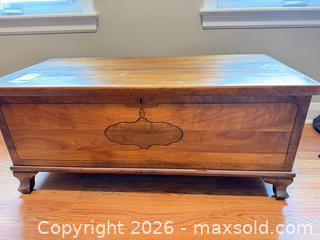MaxSold Auction: Solid Wood Hope/Cedar Chest D - Oro-Medonte (Ontario, Canada) Downsizing Online Auction - Ridge Road East