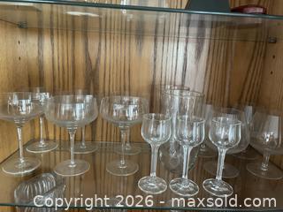 MaxSold Auction: Assortment of Glassware.  - Toronto (Ontario, Canada) PARTNER MANAGED Estate Sale Online Auction - Prince Arthur Ave (CONDO)
