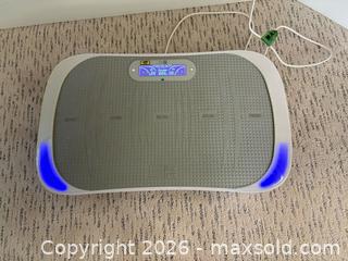 MaxSold Auction: Maxburn Fitness Plate - Parksville (British Columbia, Canada) SELLER MANAGED Downsizing Online Auction - Roberton Boulevard