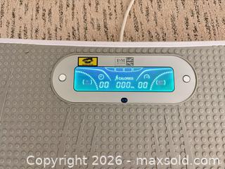 MaxSold Auction: Maxburn Fitness Plate - Parksville (British Columbia, Canada) SELLER MANAGED Downsizing Online Auction - Roberton Boulevard