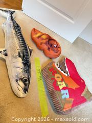 MaxSold Auction: Dino and Fish Stuffies - Oakville (Ontario, Canada) SELLER MANAGED Moving Online Auction - Hayhurst Crescent