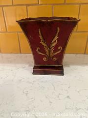 MaxSold Auction: Ciga Humidor, Small Resin Composite Planter and wallets - Bakersfield (California, USA) PARTNER MANAGED Moving Online Auction - Grecian Laurel Drive