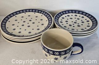 MaxSold Auction: Lot Of Blue Rose Polish Pottery Plates - Riverview (Florida, USA) SELLER MANAGED Downsizing Online Auction -  Holly Heath Drive