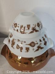MaxSold Auction: Lot Of Pyrex Early Americana Bowls - Riverview (Florida, USA) SELLER MANAGED Downsizing Online Auction -  Holly Heath Drive