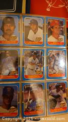 MaxSold Auction: Lot Of Vintage Baseball Cards In Binders - Riverview (Florida, USA) SELLER MANAGED Downsizing Online Auction -  Holly Heath Drive