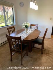 MaxSold Auction: Mission-Style Solid Wood Oval Extendable Dining Table Set, Seats 4 - Chilliwack (British Columbia, Canada) PARTNER MANAGED Moving Online Auction -  Huron (CONDO)
