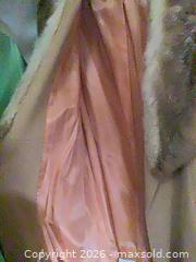 MaxSold Auction: Women's Camel Knee-Length Wool Coat with Fur Collar - Carson (California, USA) PARTNER MANAGED Estate Sale Online Auction -  South Perry Street
