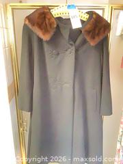MaxSold Auction: Womens Vintage wool coat - Carson (California, USA) PARTNER MANAGED Estate Sale Online Auction -  South Perry Street