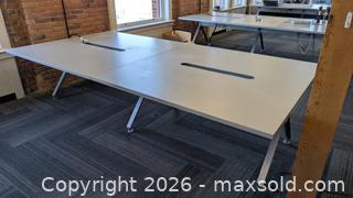 MaxSold Auction: Herman Miller 4 person work station #3 - Victoria (British Columbia, Canada) SELLER MANAGED Commercial Liquidation Online Auction - Bastion Square