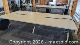 MaxSold Auction: Herman Miller 4 person work station #4 - Victoria (British Columbia, Canada) SELLER MANAGED Commercial Liquidation Online Auction - Bastion Square