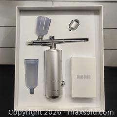 MaxSold Auction: Portable Rechargable Air Brush Kit - Toronto (Ontario, Canada) SELLER MANAGED Downsizing Online Auction - Metropolitan Road (STORAGE)