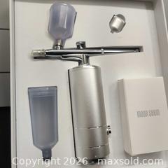 MaxSold Auction: Portable Rechargable Air Brush Kit - Toronto (Ontario, Canada) SELLER MANAGED Downsizing Online Auction - Metropolitan Road (STORAGE)