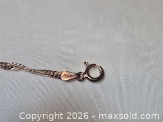 MaxSold Auction: Sterling Silver .925 Herringbone Chain Necklace - Ottawa (Ontario, Canada) SELLER MANAGED Downsizing Online Auction - St.-Denis Street
