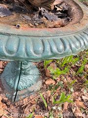 MaxSold Auction: Cast Iron Victorian Urn-Style Bird Bath with Pedestal - London (Ontario, Canada) PARTNER MANAGED Moving Online Auction - Manchester Road