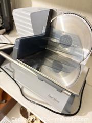 MaxSold Auction: Cuisinart CFS-155C Electric Food / Meat Slicer - London (Ontario, Canada) PARTNER MANAGED Moving Online Auction - Manchester Road