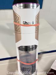 MaxSold Auction: Shark Detect Pro Cordless Stick Vacuum - London (Ontario, Canada) PARTNER MANAGED Moving Online Auction - Manchester Road