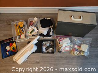 MaxSold Auction: Singer Vintage Mechanical Sewing Machine (Black) - London (Ontario, Canada) PARTNER MANAGED Moving Online Auction - Manchester Road