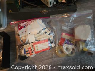 MaxSold Auction: Singer Vintage Mechanical Sewing Machine (Black) - London (Ontario, Canada) PARTNER MANAGED Moving Online Auction - Manchester Road
