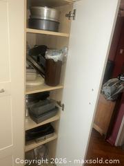 MaxSold Auction: Bakeware and More - Toronto (Ontario, Canada) Downsizing Online Auction - Wellesley Street East (CONDO)