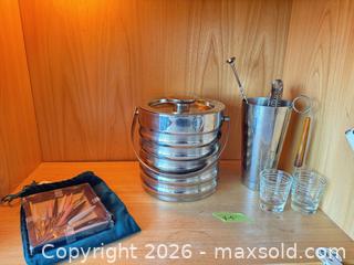 MaxSold Auction: Barware And Candles B - Toronto (Ontario, Canada) Downsizing Online Auction - Wellesley Street East (CONDO)