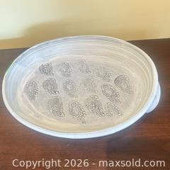 MaxSold Auction: Bowl B - Toronto (Ontario, Canada) Downsizing Online Auction - Wellesley Street East (CONDO)