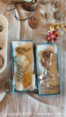 MaxSold Auction: Costume Jewelry, Handbag and More  - Toronto (Ontario, Canada) Downsizing Online Auction - Wellesley Street East (CONDO)