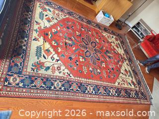 MaxSold Auction: Hand Woven Rug B - Toronto (Ontario, Canada) Downsizing Online Auction - Wellesley Street East (CONDO)