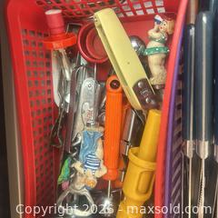 MaxSold Auction: Kitchen Utensils and Cutlery B - Toronto (Ontario, Canada) Downsizing Online Auction - Wellesley Street East (CONDO)
