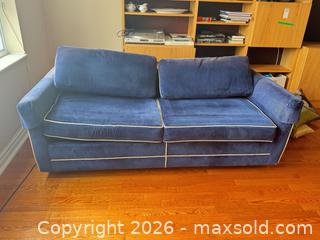 MaxSold Auction: Simmons Hide A Bed Couch D  - Toronto (Ontario, Canada) Downsizing Online Auction - Wellesley Street East (CONDO)