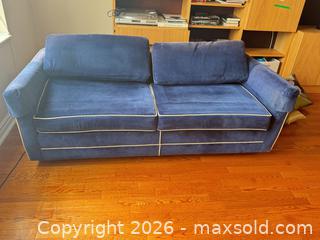 MaxSold Auction: Simmons Hide A Bed Couch D  - Toronto (Ontario, Canada) Downsizing Online Auction - Wellesley Street East (CONDO)